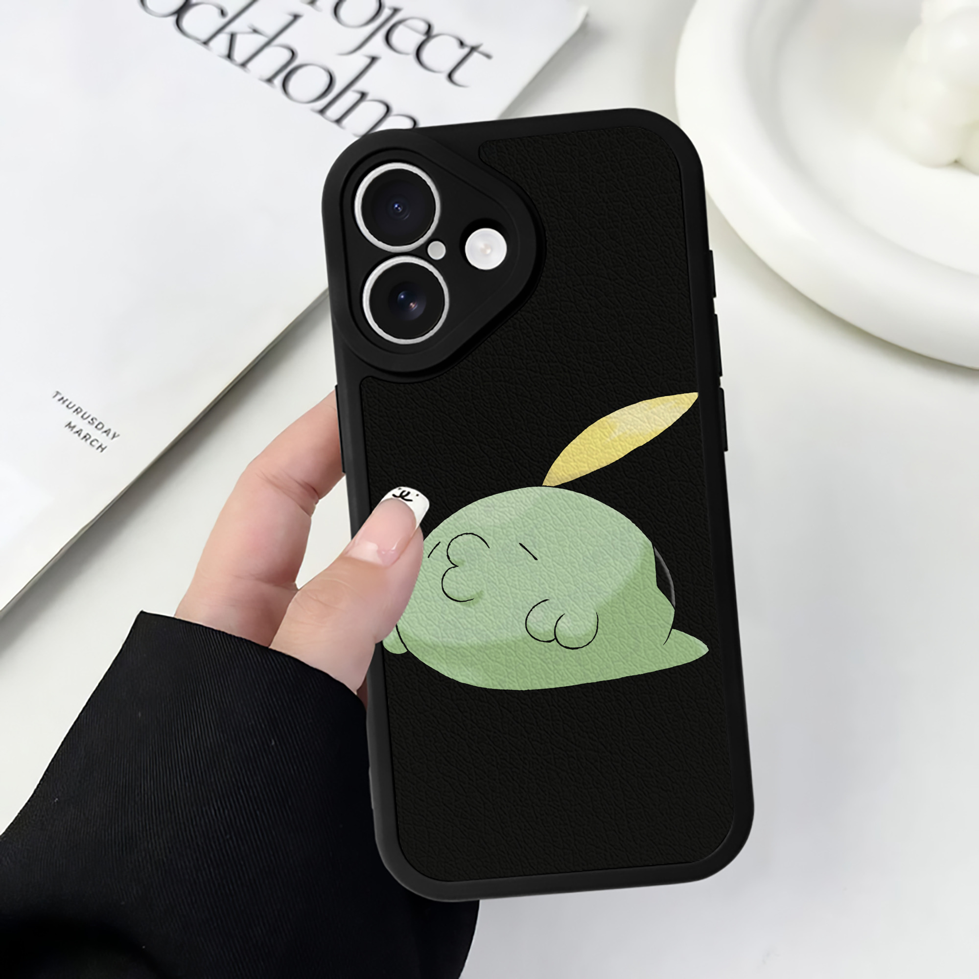 （画像用） ポケットモンスター Pokémon 【iPhone 16シリーズ対応】シリコンスマホケース（レザー調） 材質：シリコン